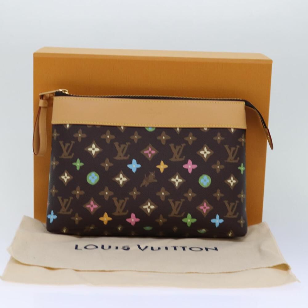 Louis Vuitton Clutch
