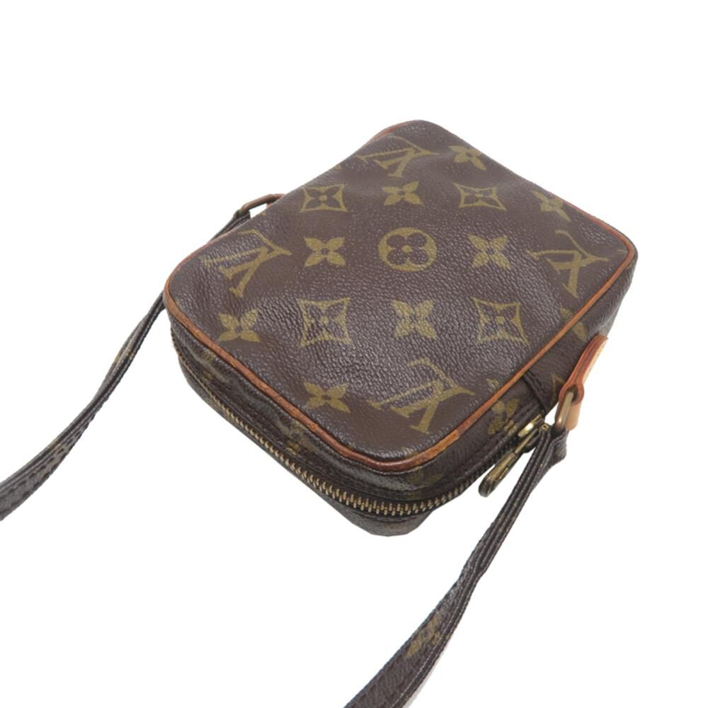 Louis Vuitton Shoulder Bags