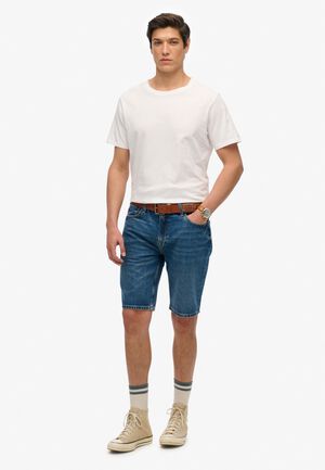 VINTAGE STRAIGHT SHORT