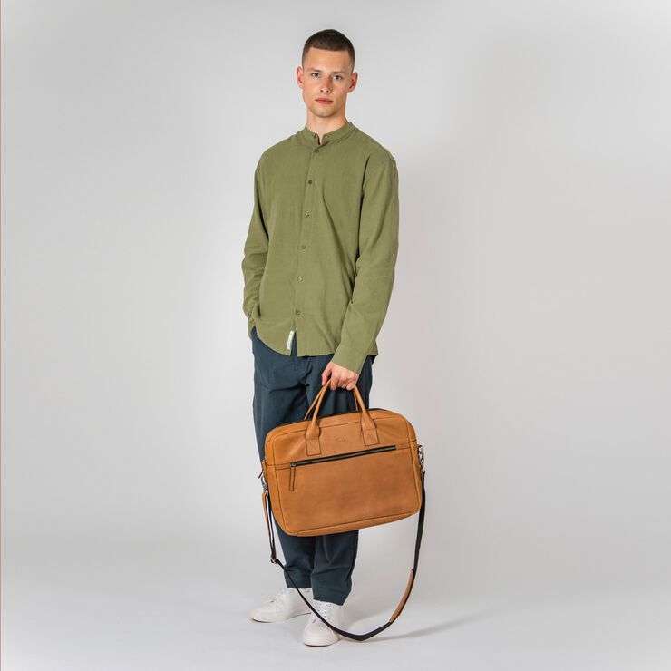 Clean brief 2 room 15