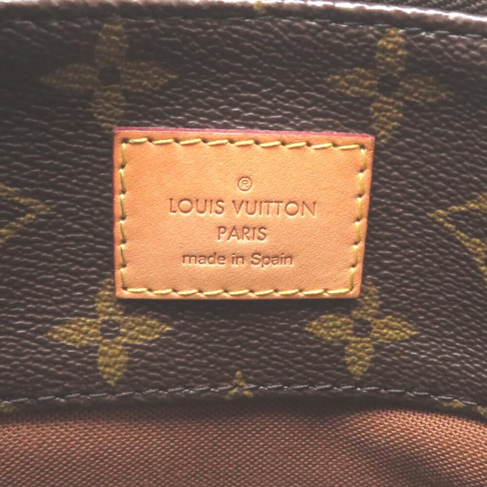 Louis Vuitton Shoulder Bags