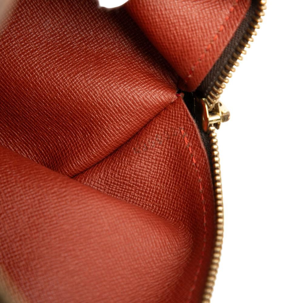 Louis Vuitton Papillon