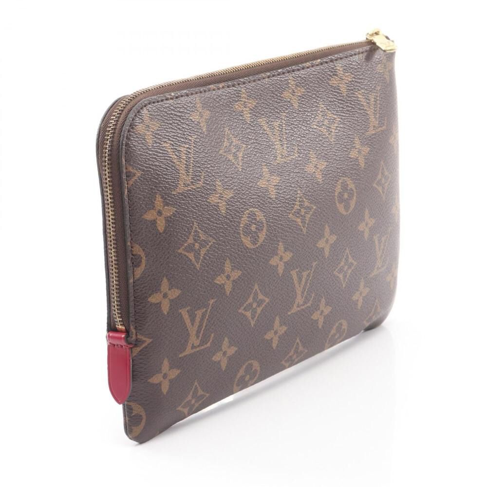 Louis Vuitton Clutch