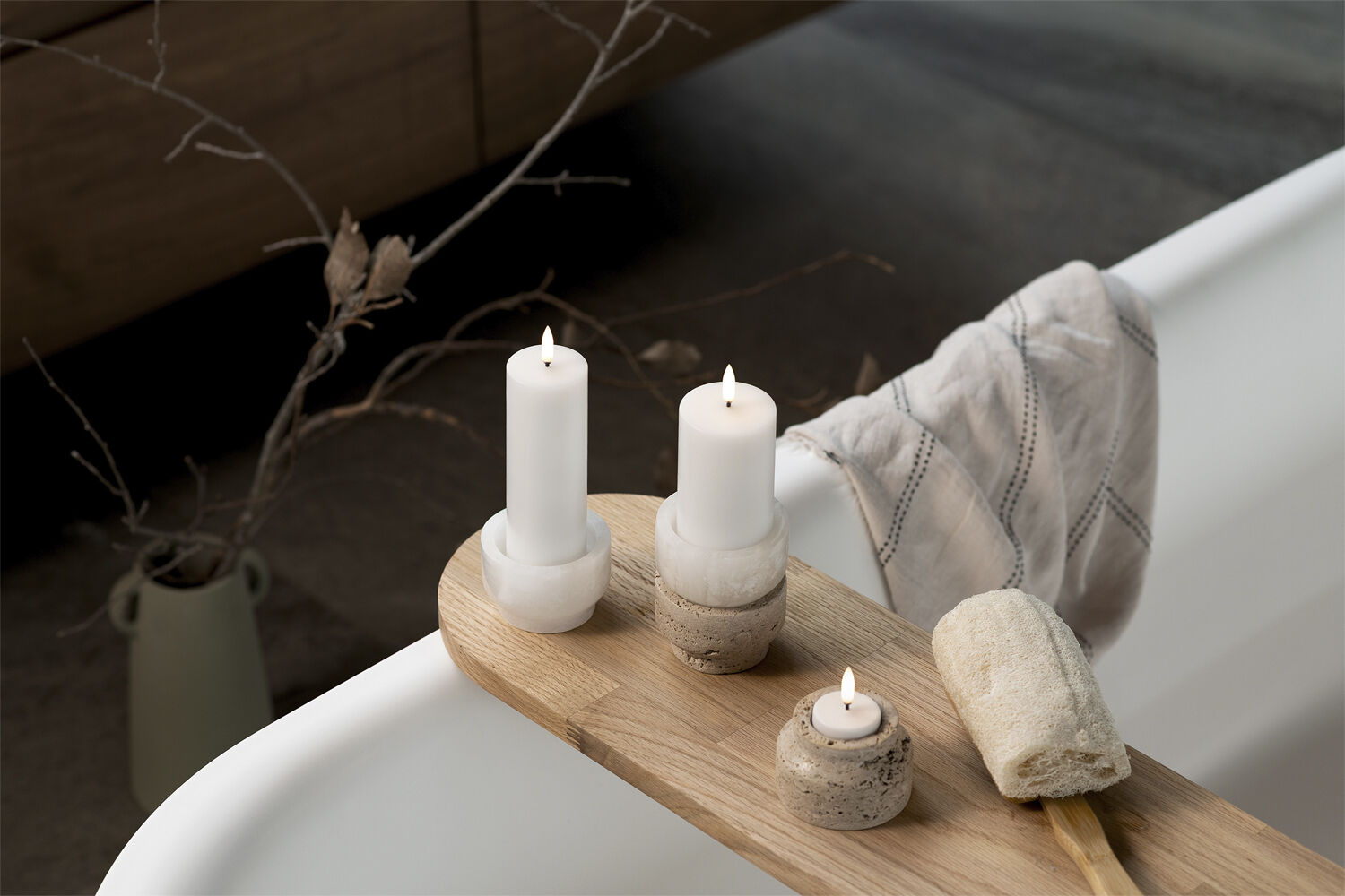 LED rechargeable tealight, White plain, 3,9x2,3 cm