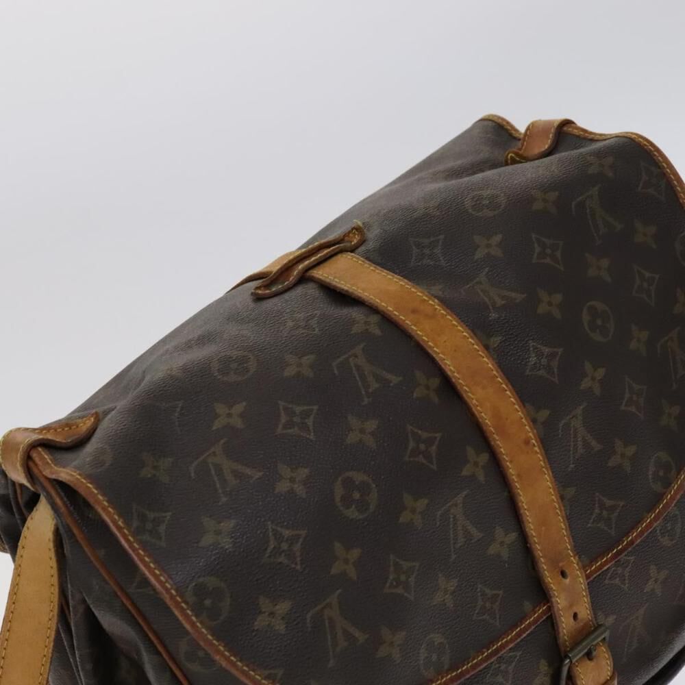 Louis Vuitton Saumur