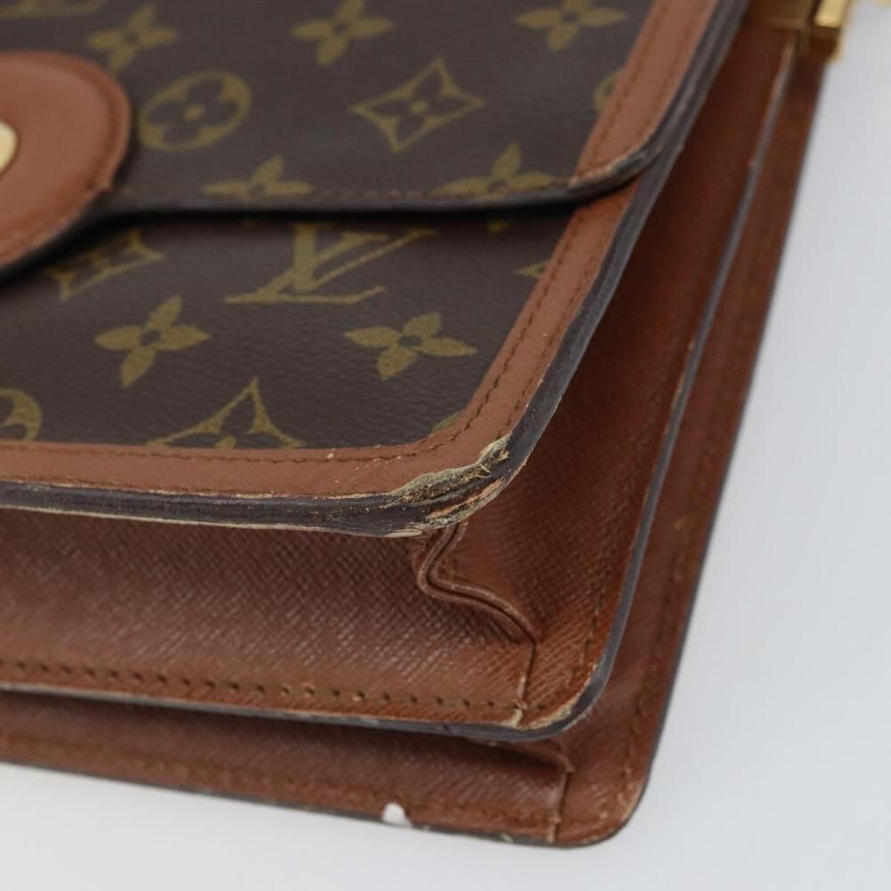 Louis Vuitton Raspail