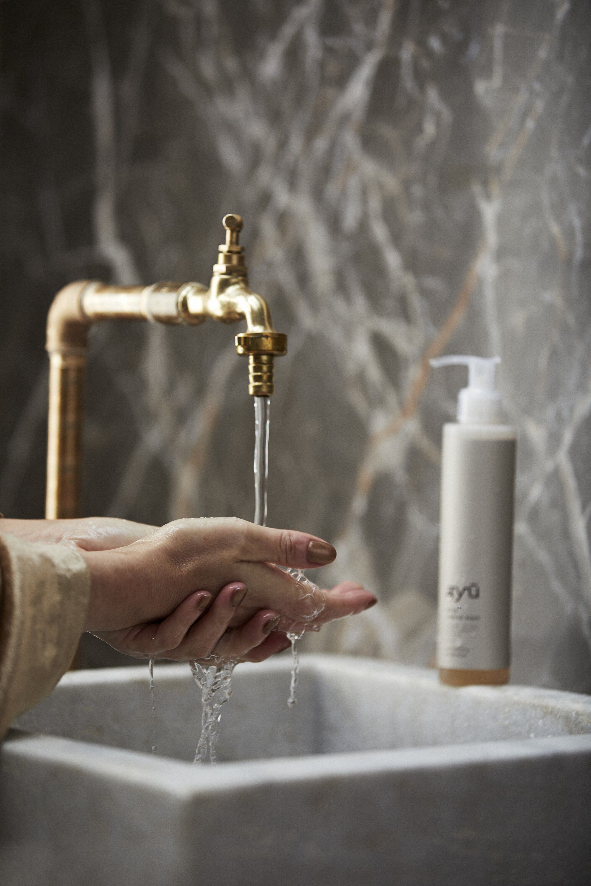 Vata Tv&aring;l f&ouml;r H&auml;nder och Kropp