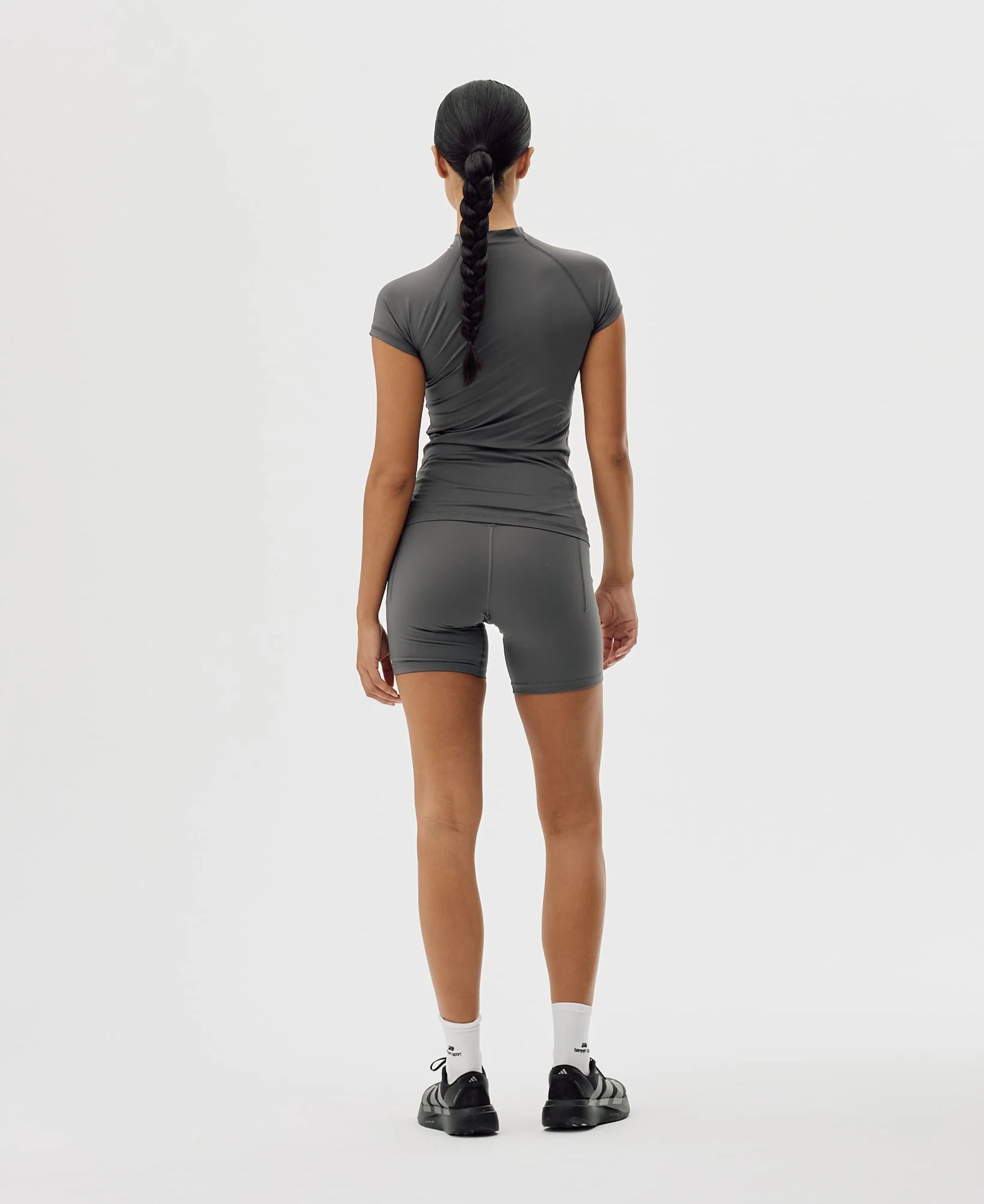 Wmns Mock Neck Stretch T-shirt