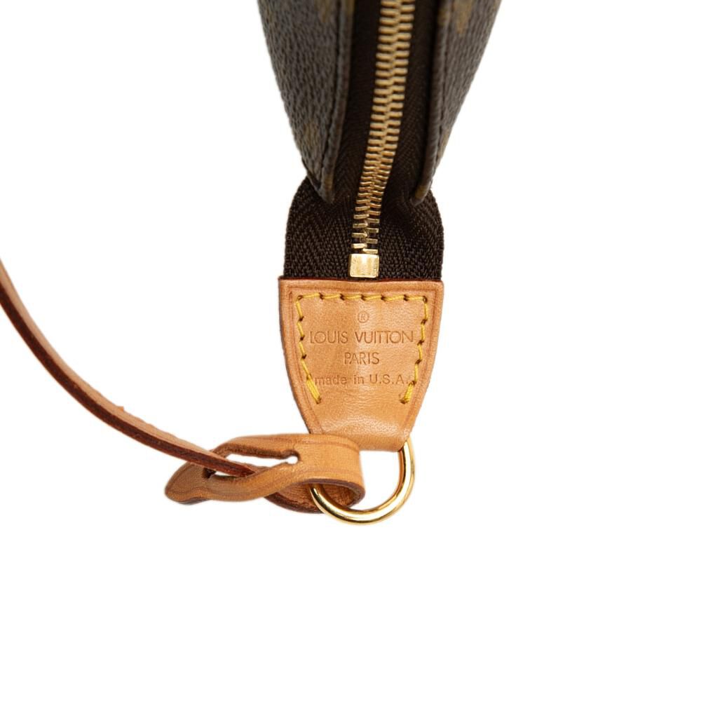 Louis Vuitton Pochette Accessoires