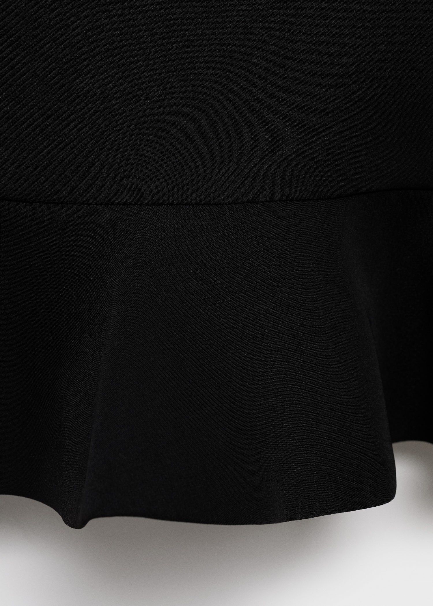 Short dress with ruffles