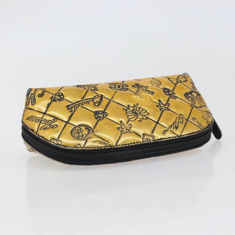 Chanel Pouch