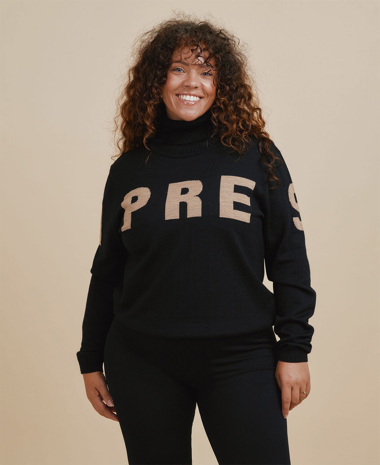 Alpine Turtleneck Knit Sweater - Nero