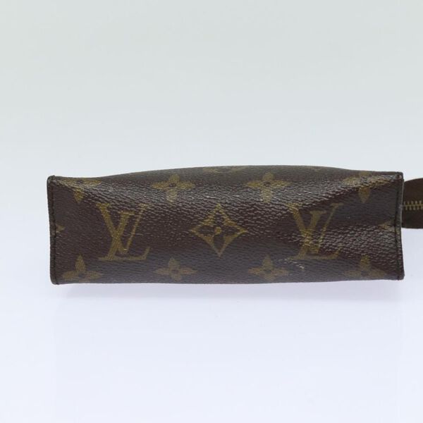 Louis Vuitton Poche Toilette