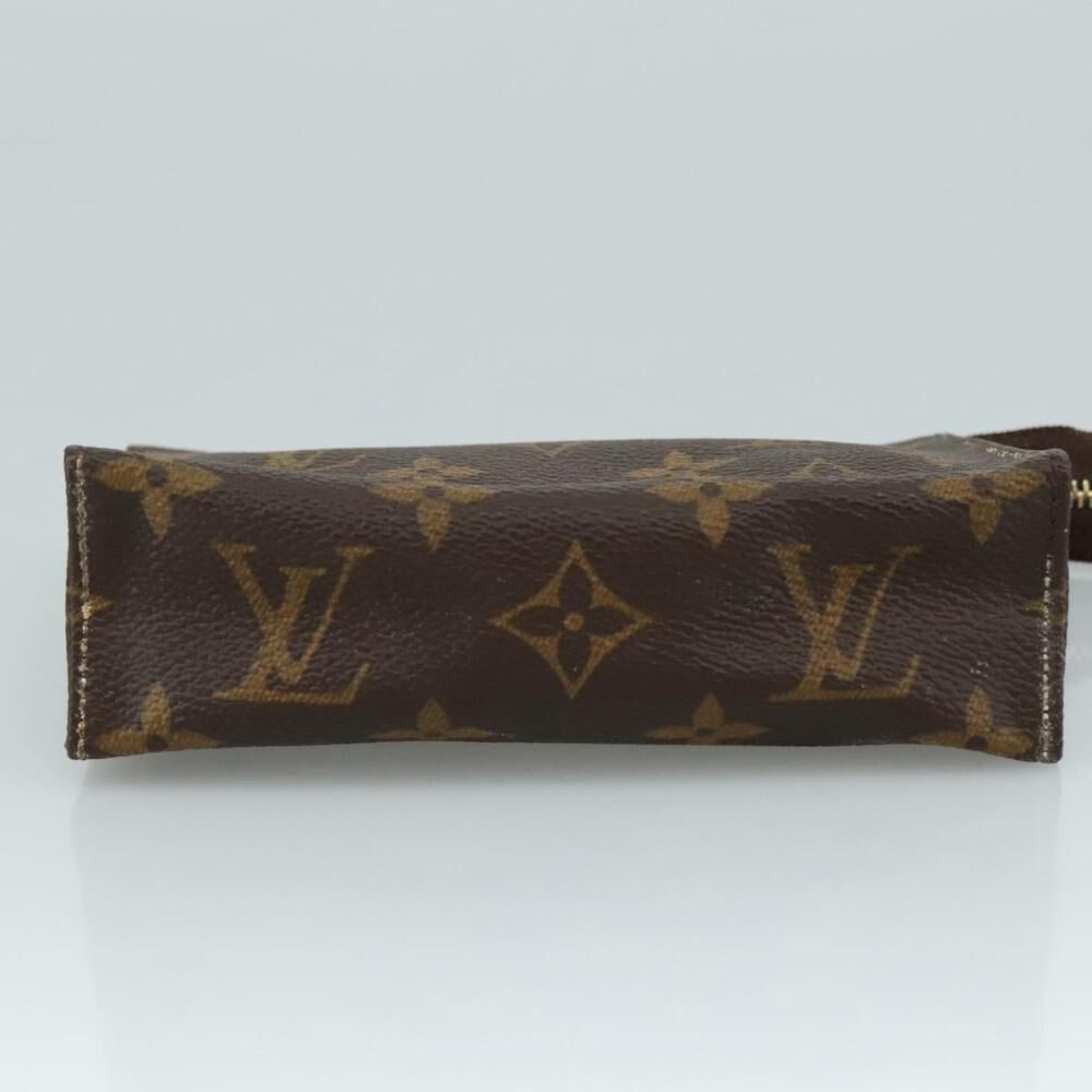 Louis Vuitton Poche Toilette