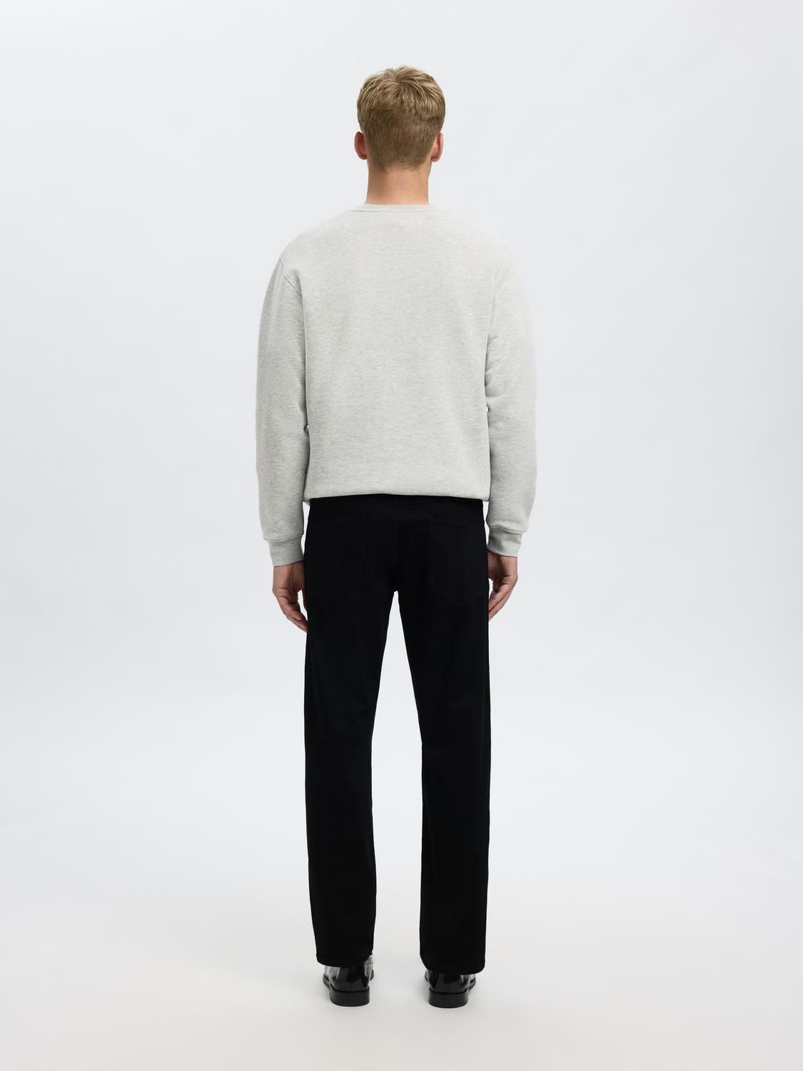 Slh196-Straight Ben Stay Black 600 Jeans