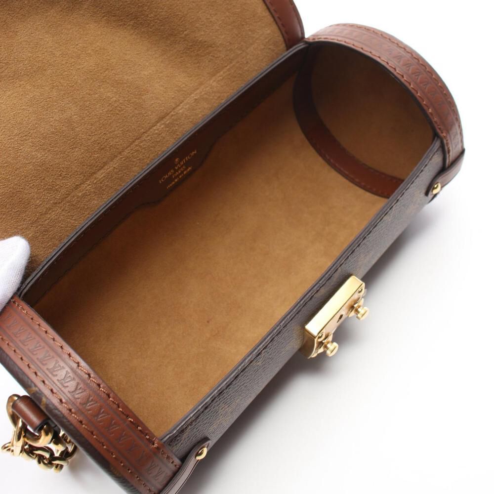 Louis Vuitton Papillon