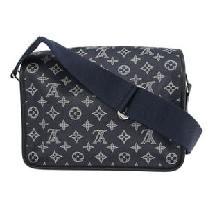 Louis Vuitton Messenger