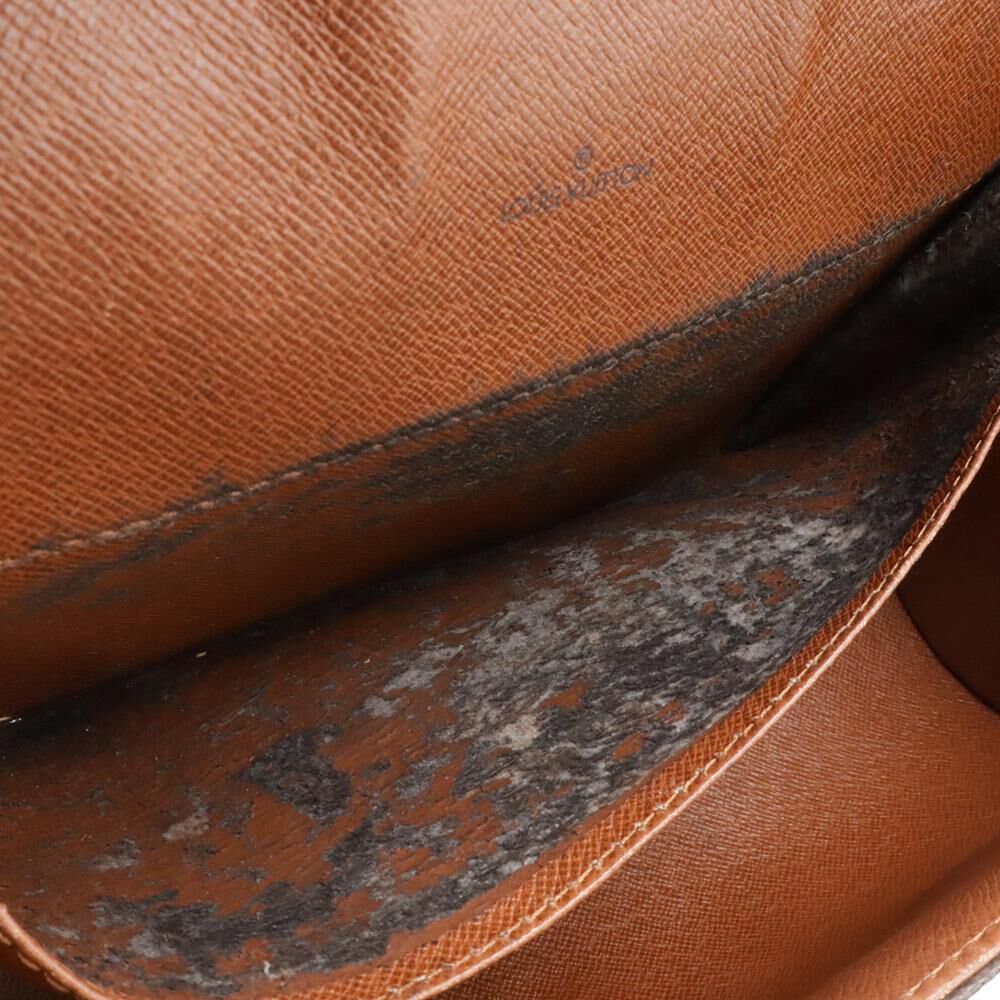 Louis Vuitton Shoulder Bags