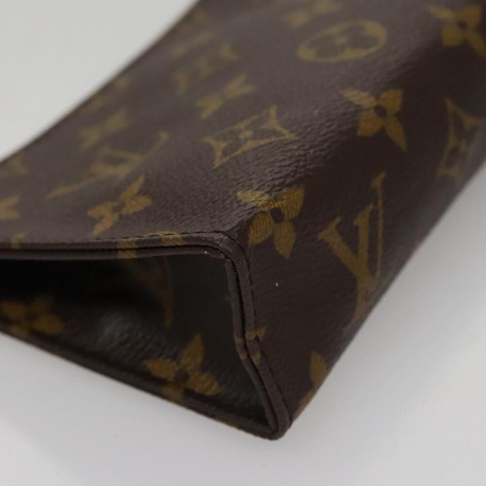 Louis Vuitton Poche Toilette