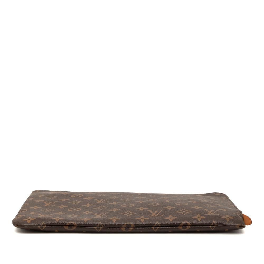 Louis Vuitton Clutch