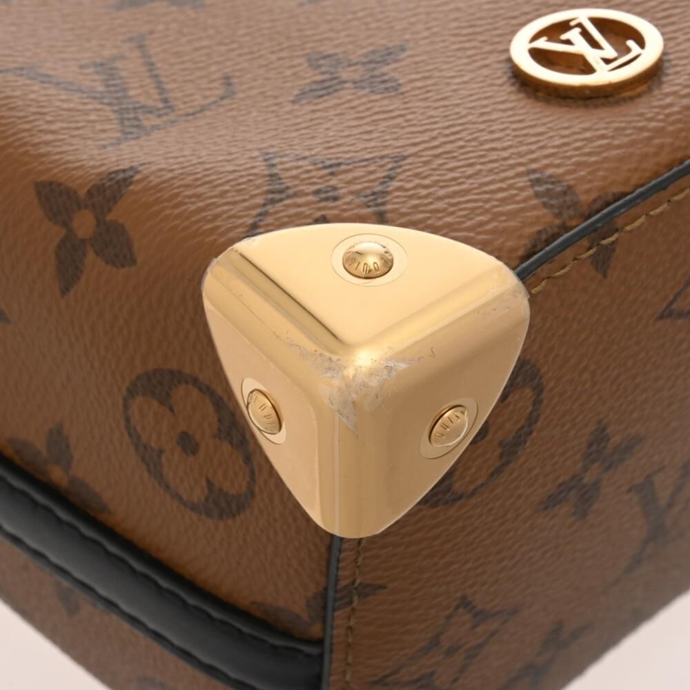 Louis Vuitton Bucket Bag