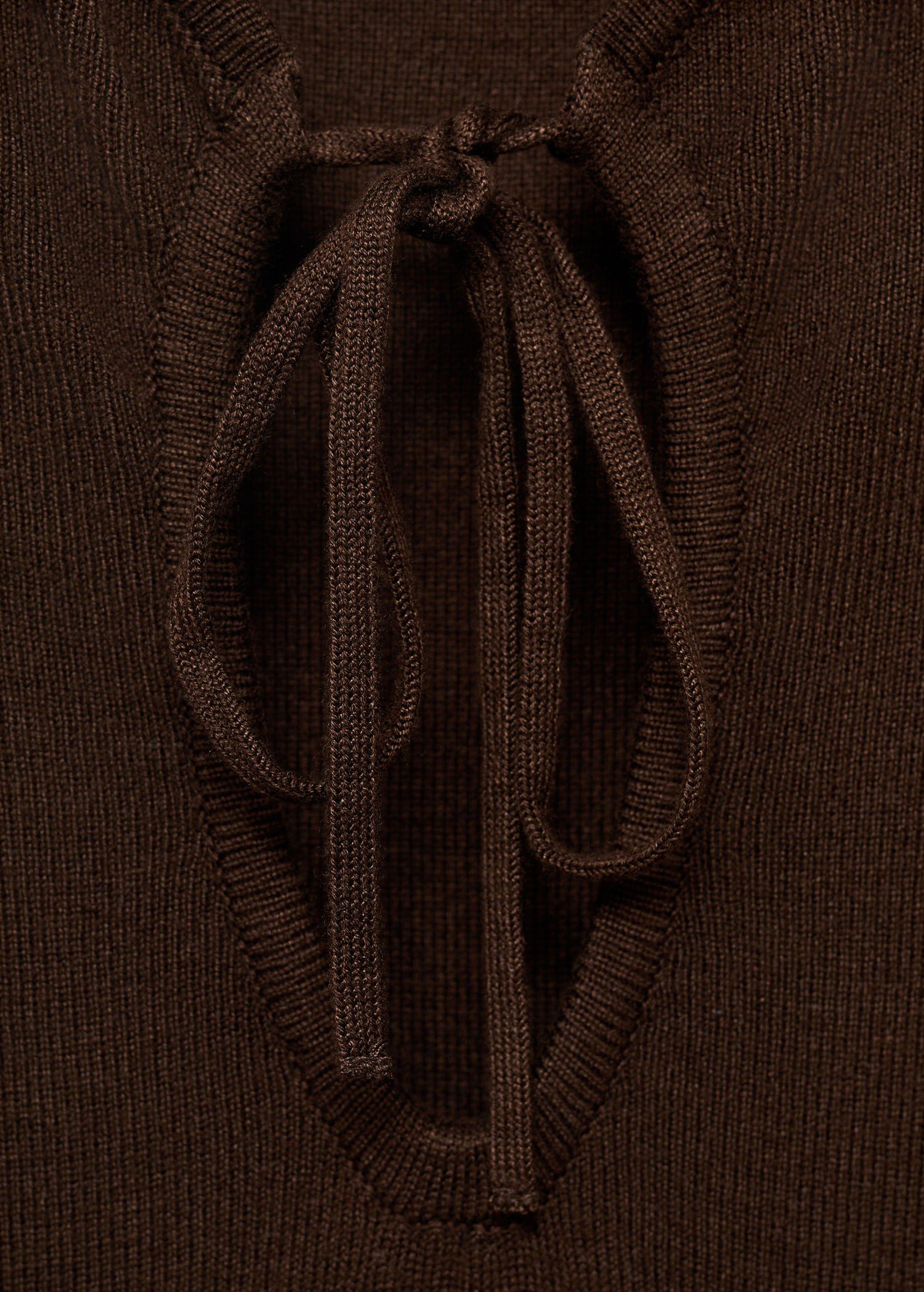 Knitted dress with bow neckline