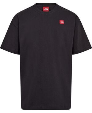M TNF RED BOX S/S TEE OBSIDIAN