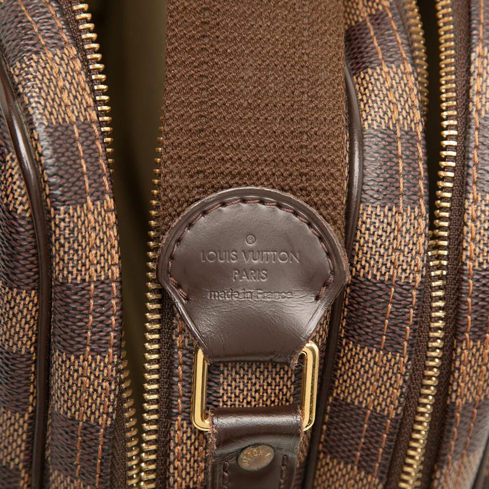 Louis Vuitton Reporter