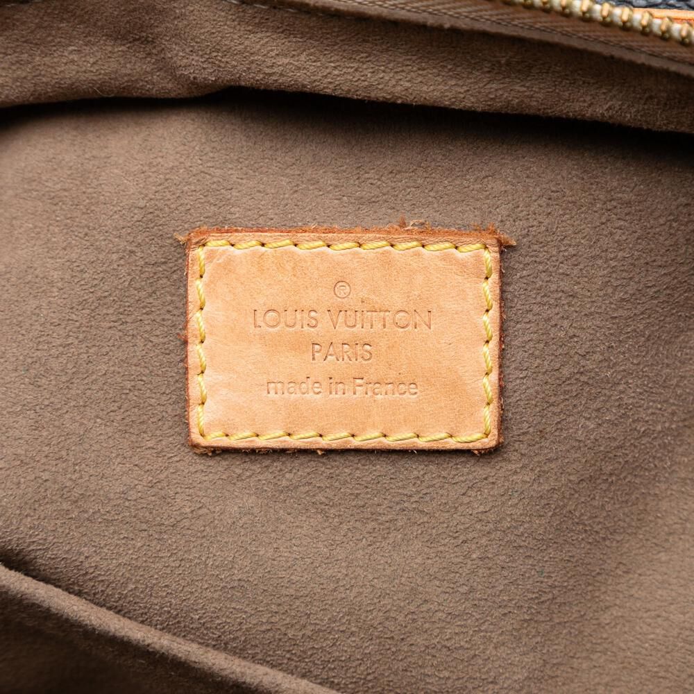 Louis Vuitton Claudia