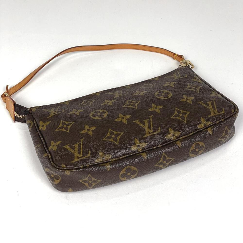 Louis Vuitton Pochette Accessoires