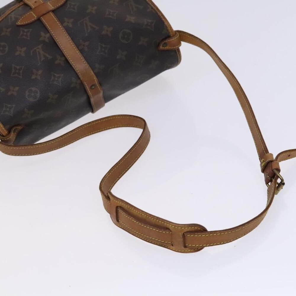 Louis Vuitton Saumur