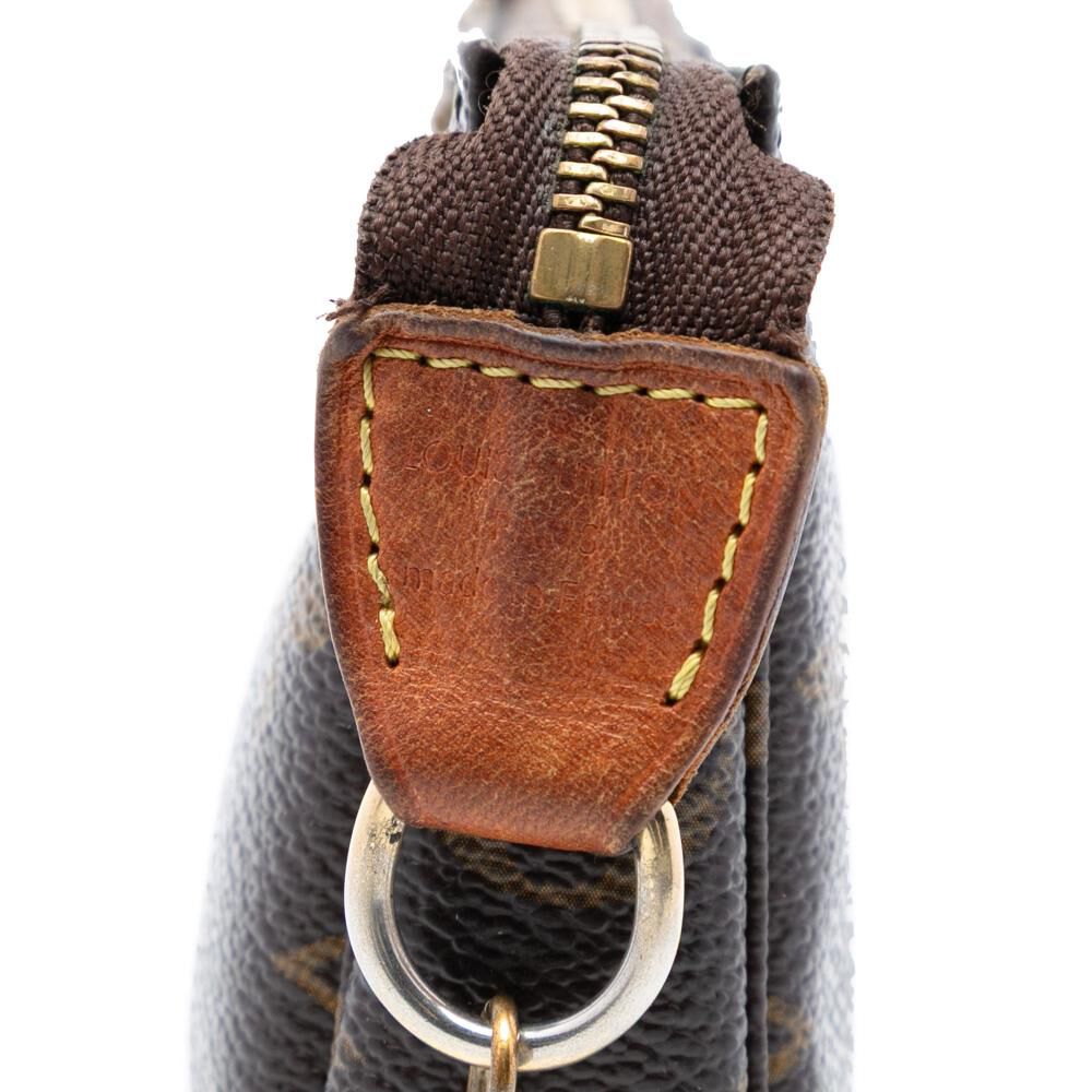 Louis Vuitton Pochette Accessoires