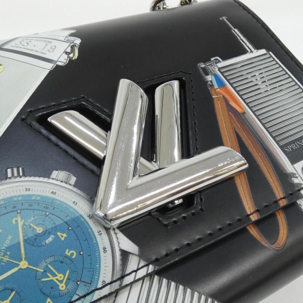 Louis Vuitton Shoulder Bags