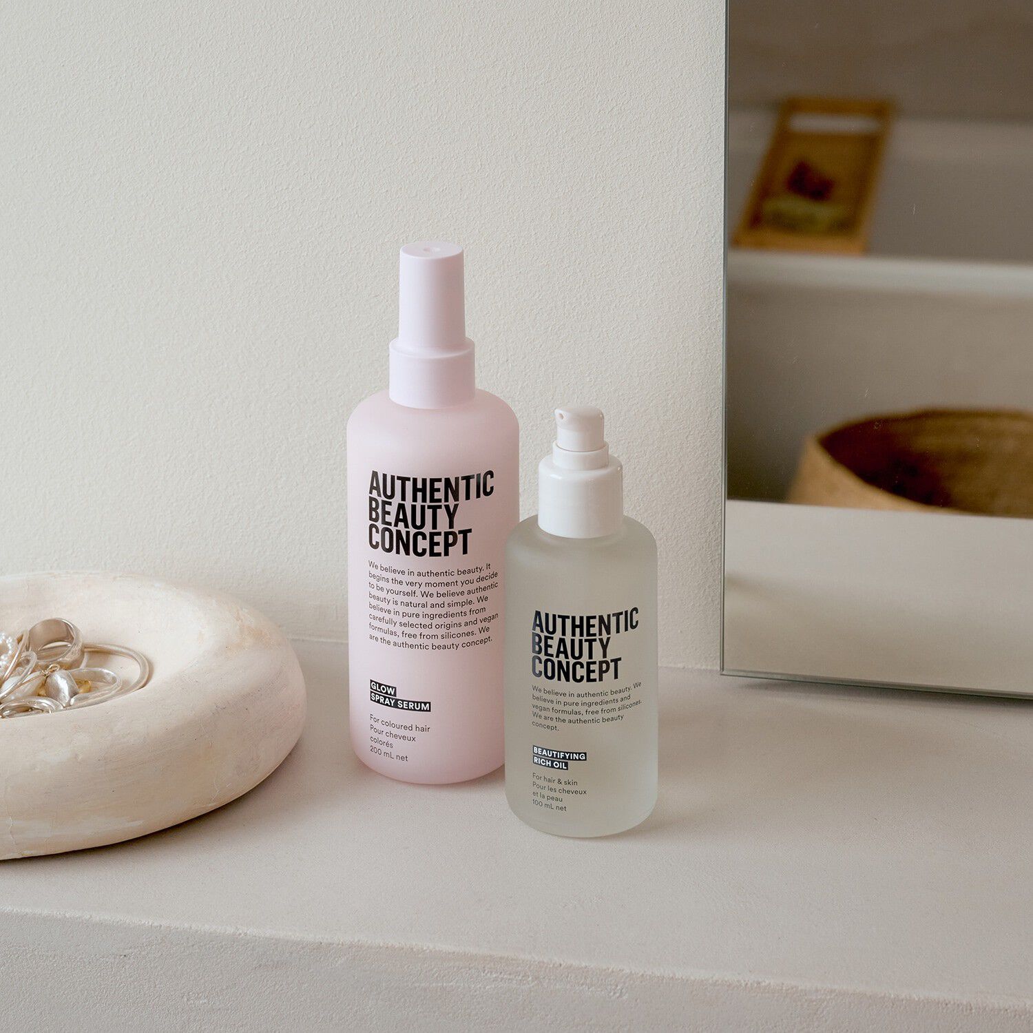 Beautifying Rich Oil - N&auml;rande olja f&ouml;r gl&auml;nsande sl&auml;tt h&aring;r