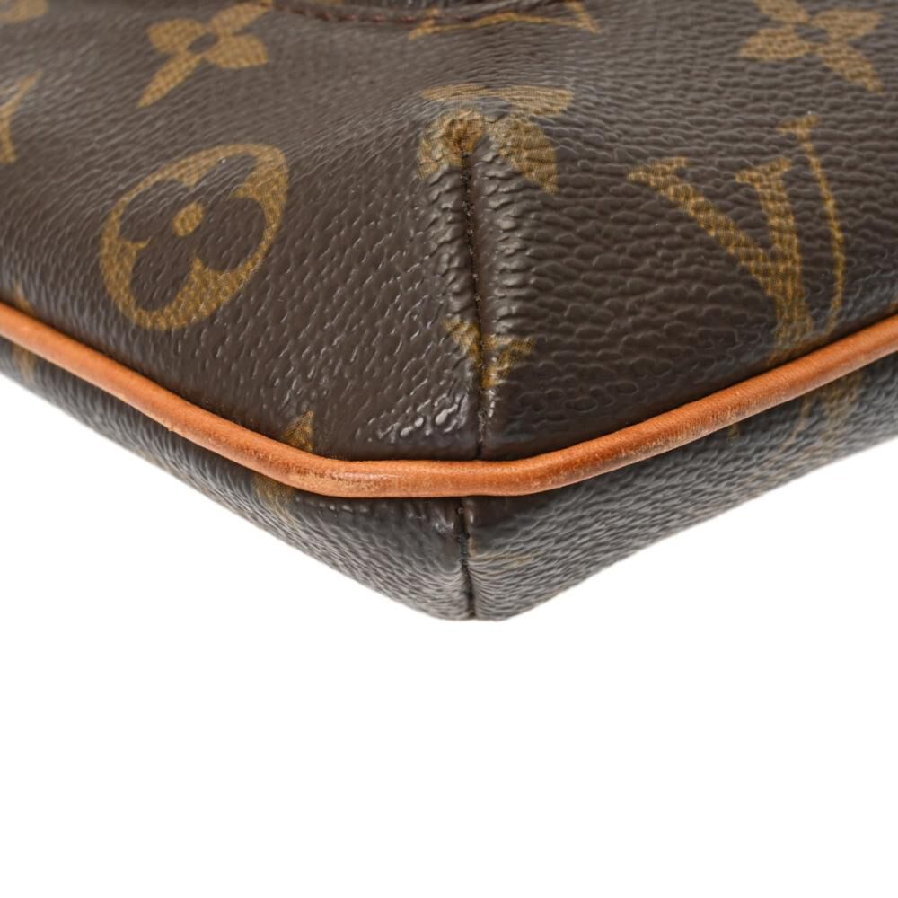 Louis Vuitton Clutch