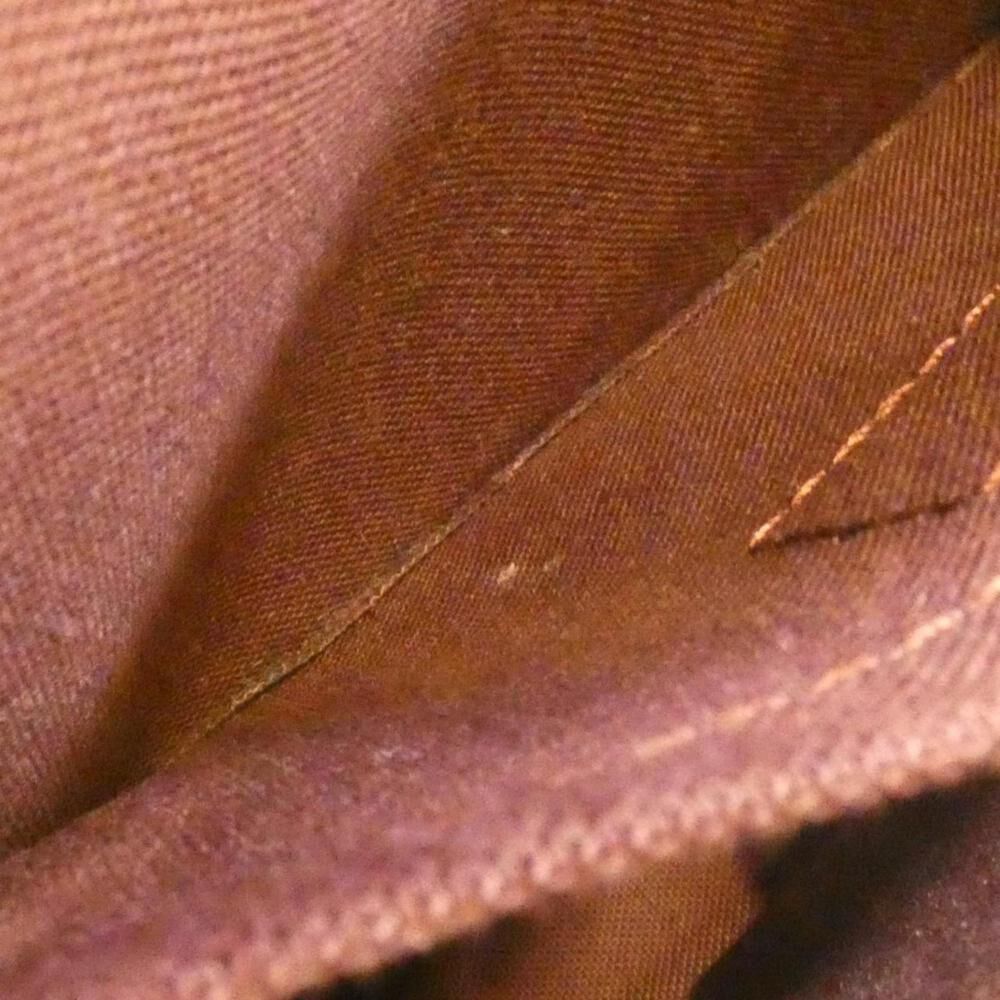 Louis Vuitton Shoulder Bags