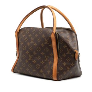 Louis Vuitton Marais