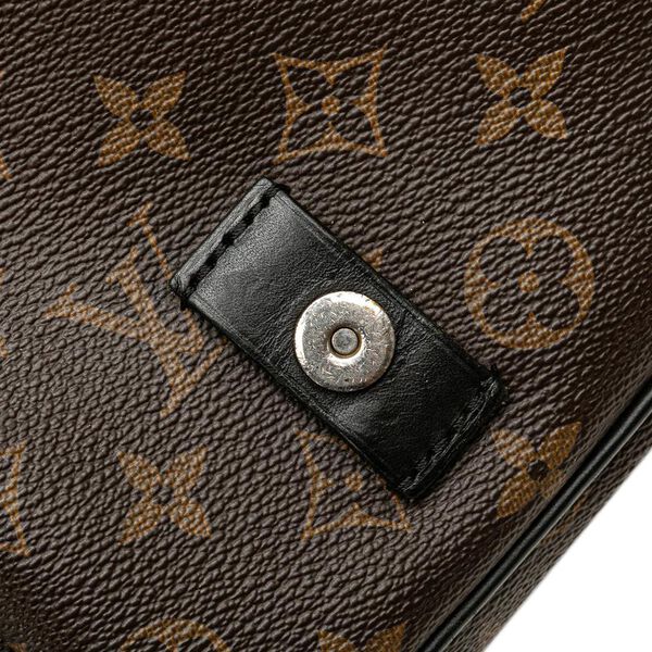 Louis Vuitton Messenger