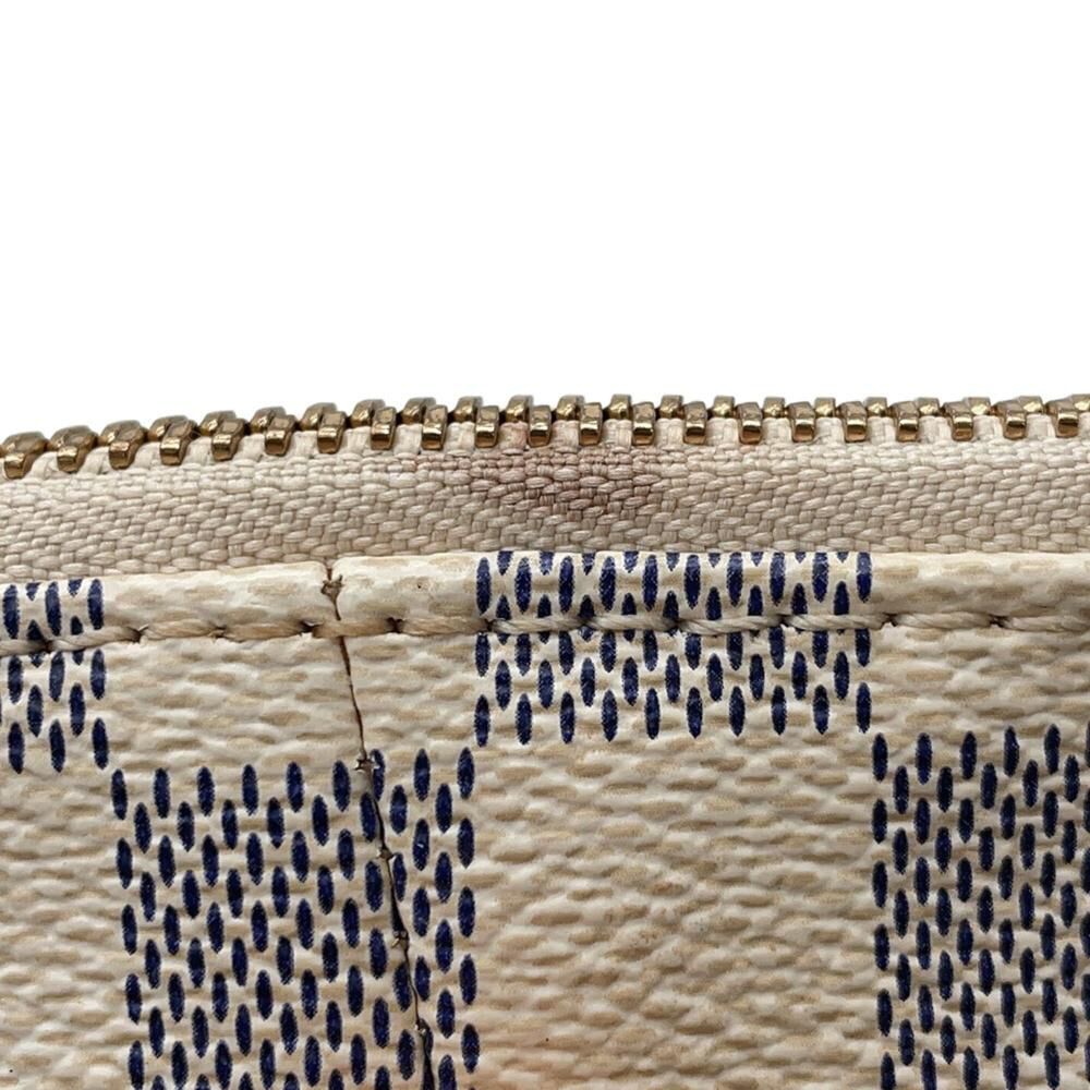 Louis Vuitton Totally