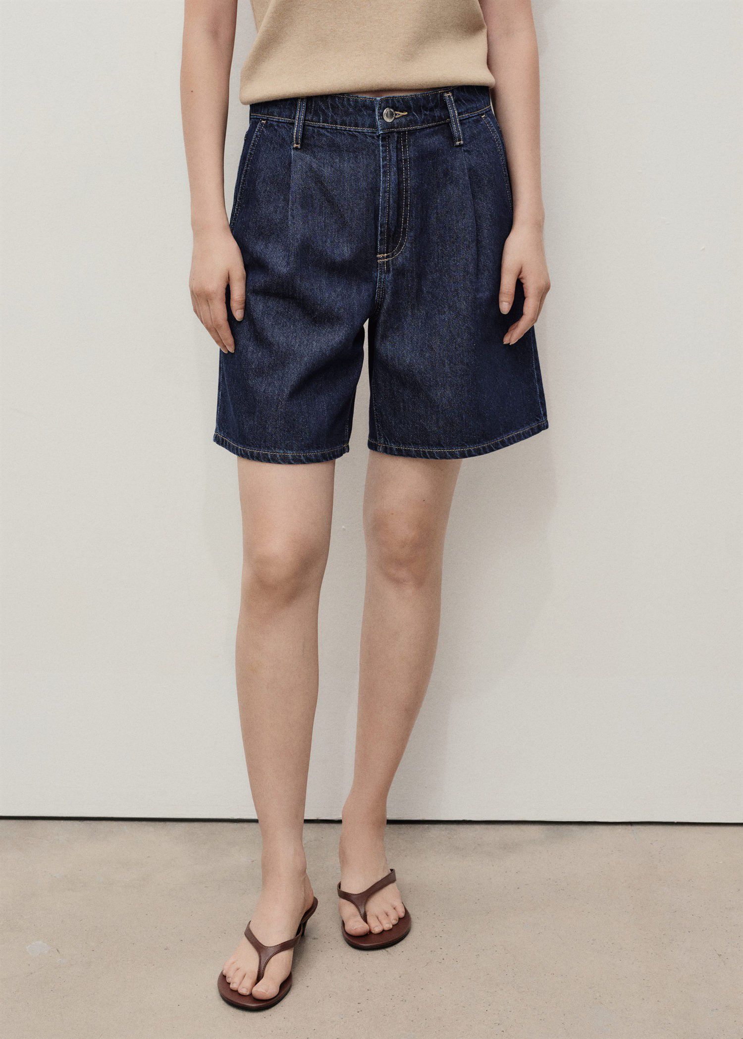 Mid-rise denim bermuda shorts with