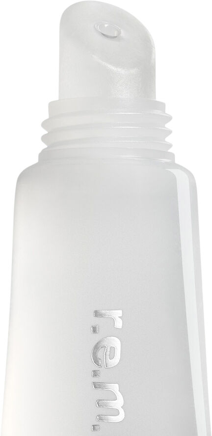 Utmost importance - Plumping lip gloss