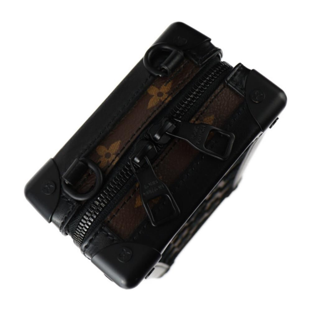 Louis Vuitton Shoulder Bags
