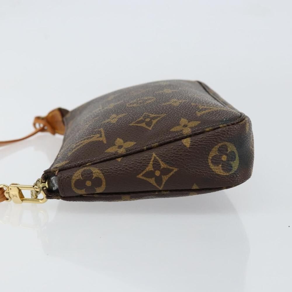 Louis Vuitton Pochette Accessoires