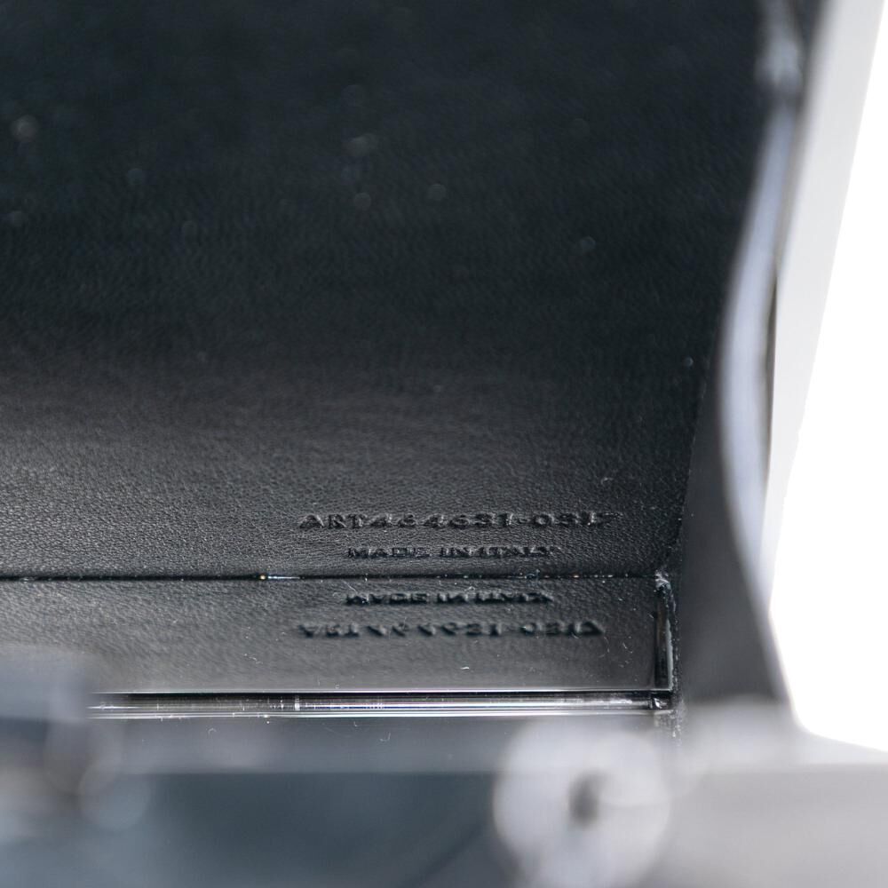 Yves Saint Laurent Shoulder Bag