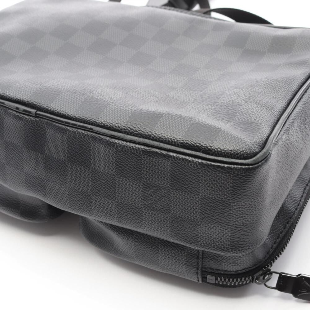 Louis Vuitton Shoulder Bags