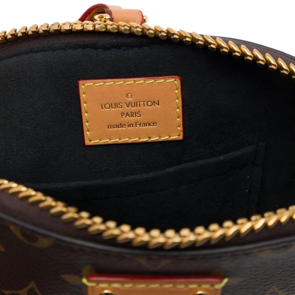 Louis Vuitton Clutch