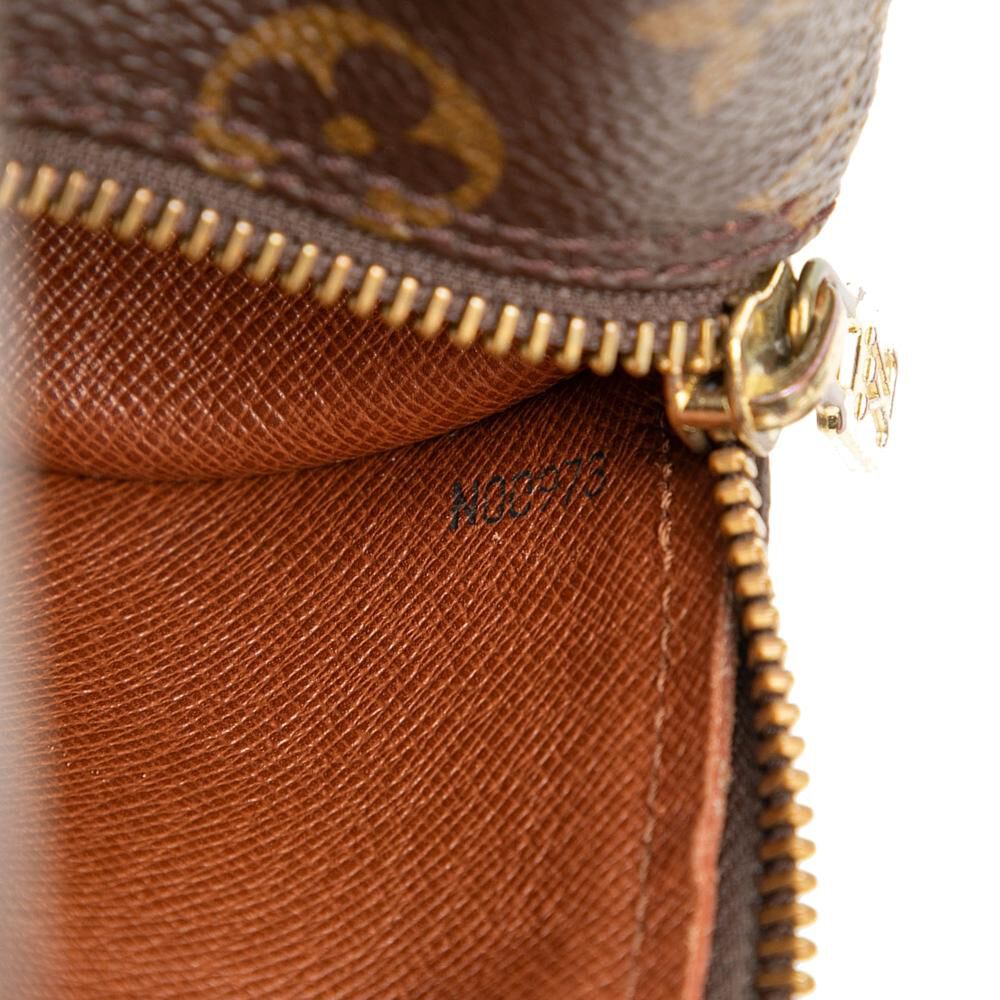 Louis Vuitton Papillon