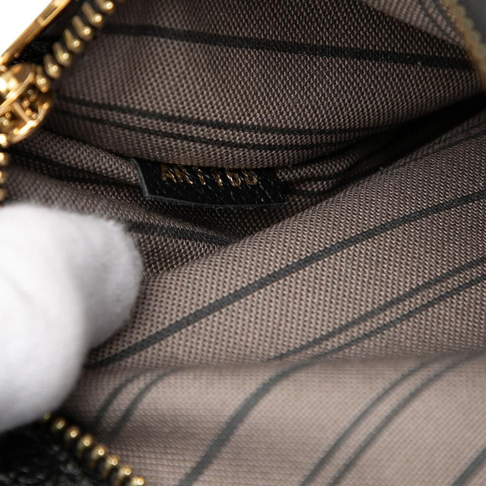 Louis Vuitton Pochette M&eacute;tis