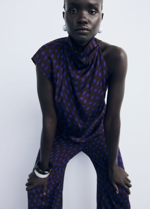 BLOUSE. -- DEEPY