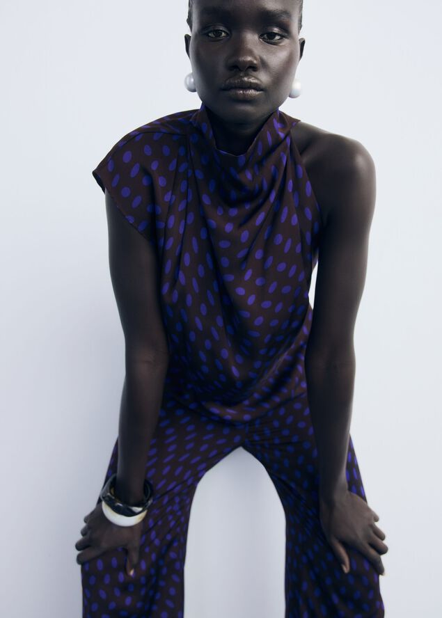 BLOUSE. -- DEEPY